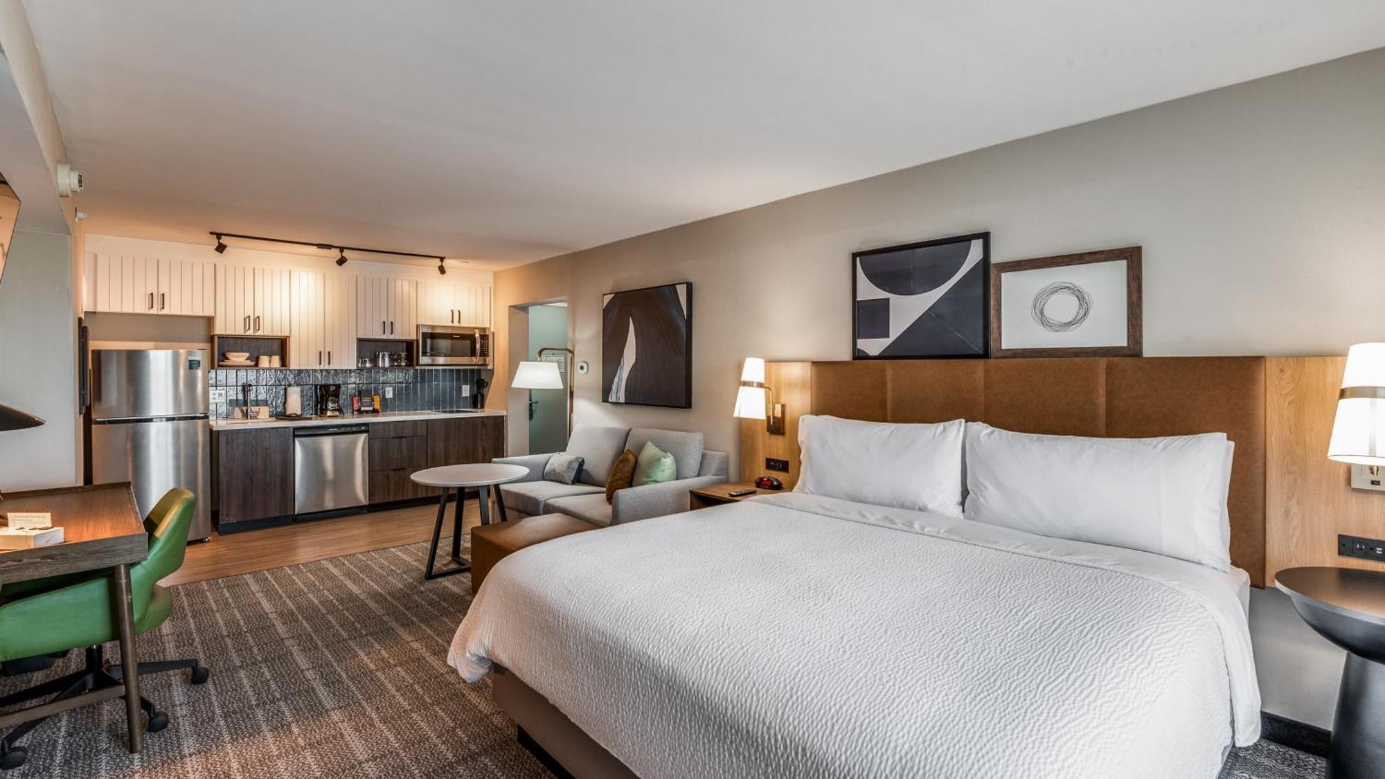 Staybridge Suites Dallas Market Ctr Love Field, An Ihg Hotel Екстериор снимка