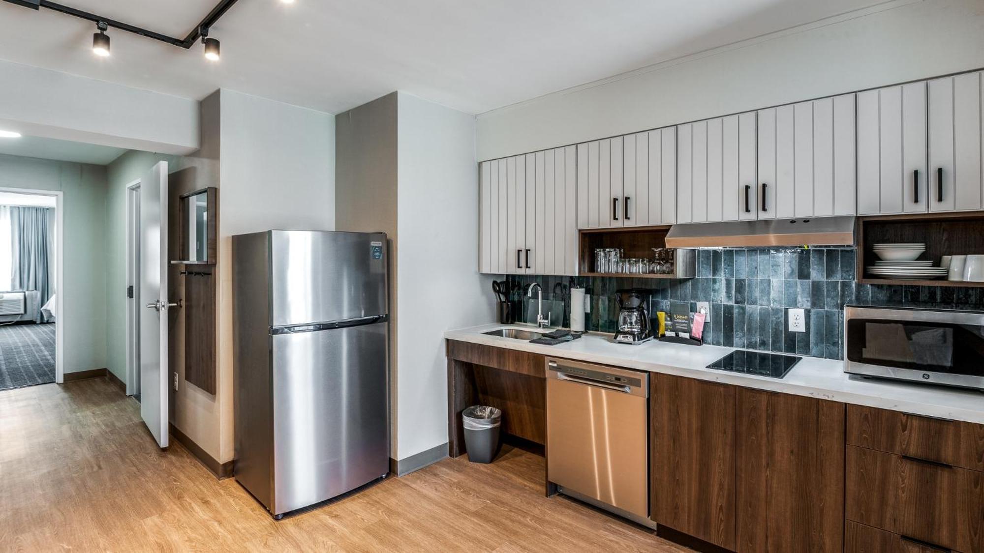 Staybridge Suites Dallas Market Ctr Love Field, An Ihg Hotel Екстериор снимка