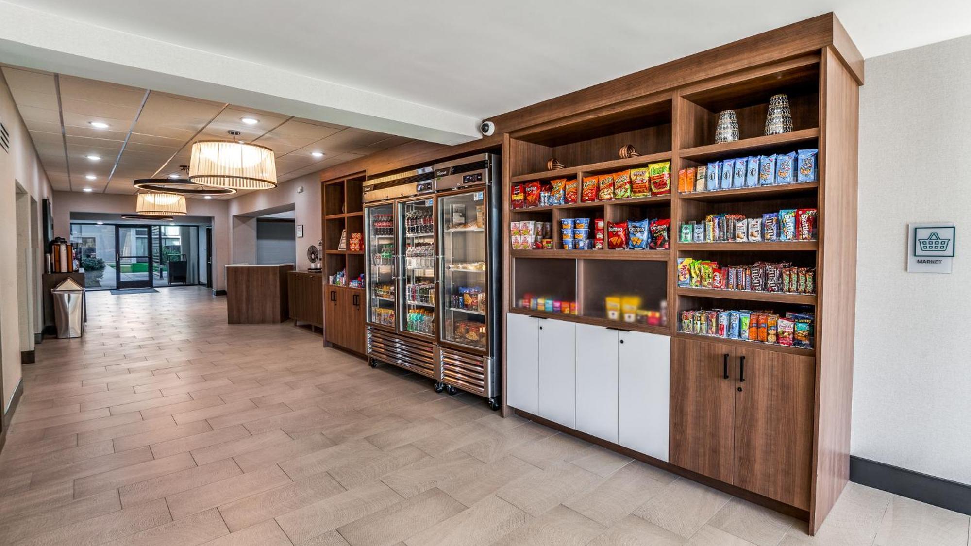 Staybridge Suites Dallas Market Ctr Love Field, An Ihg Hotel Екстериор снимка