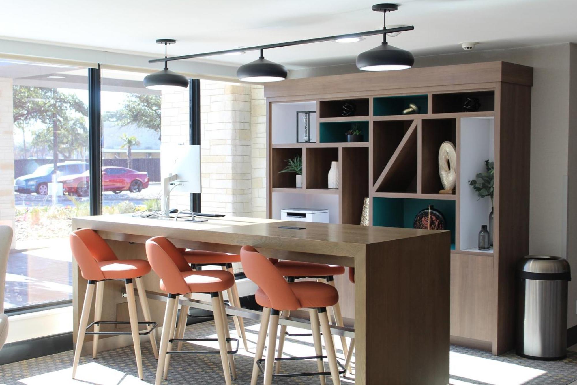 Staybridge Suites Dallas Market Ctr Love Field, An Ihg Hotel Екстериор снимка